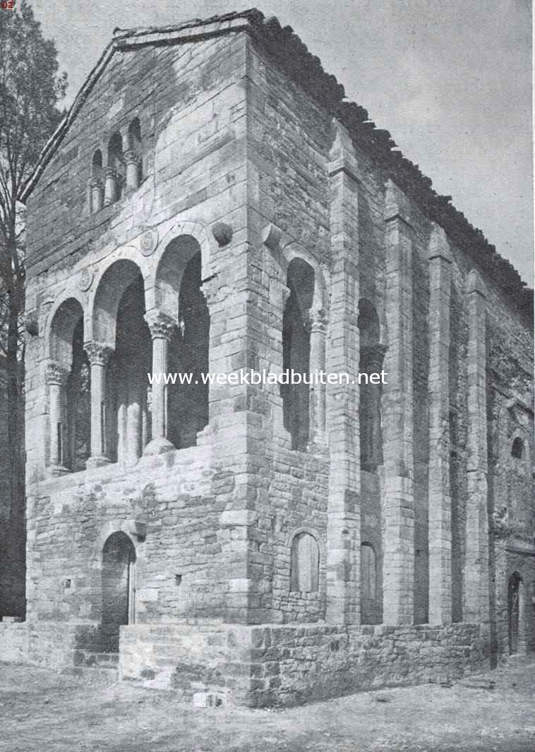Oviedo, de oude hoofdstad van Asturi. Santa Maria de Naranco met sierlijke loggia