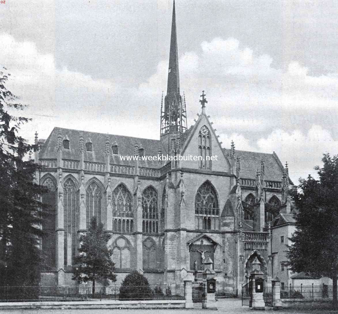 Een plaats van historische beteekenis: Meerssen. De St. Bartholomeskerk te Meerssen, gezien van het noorden