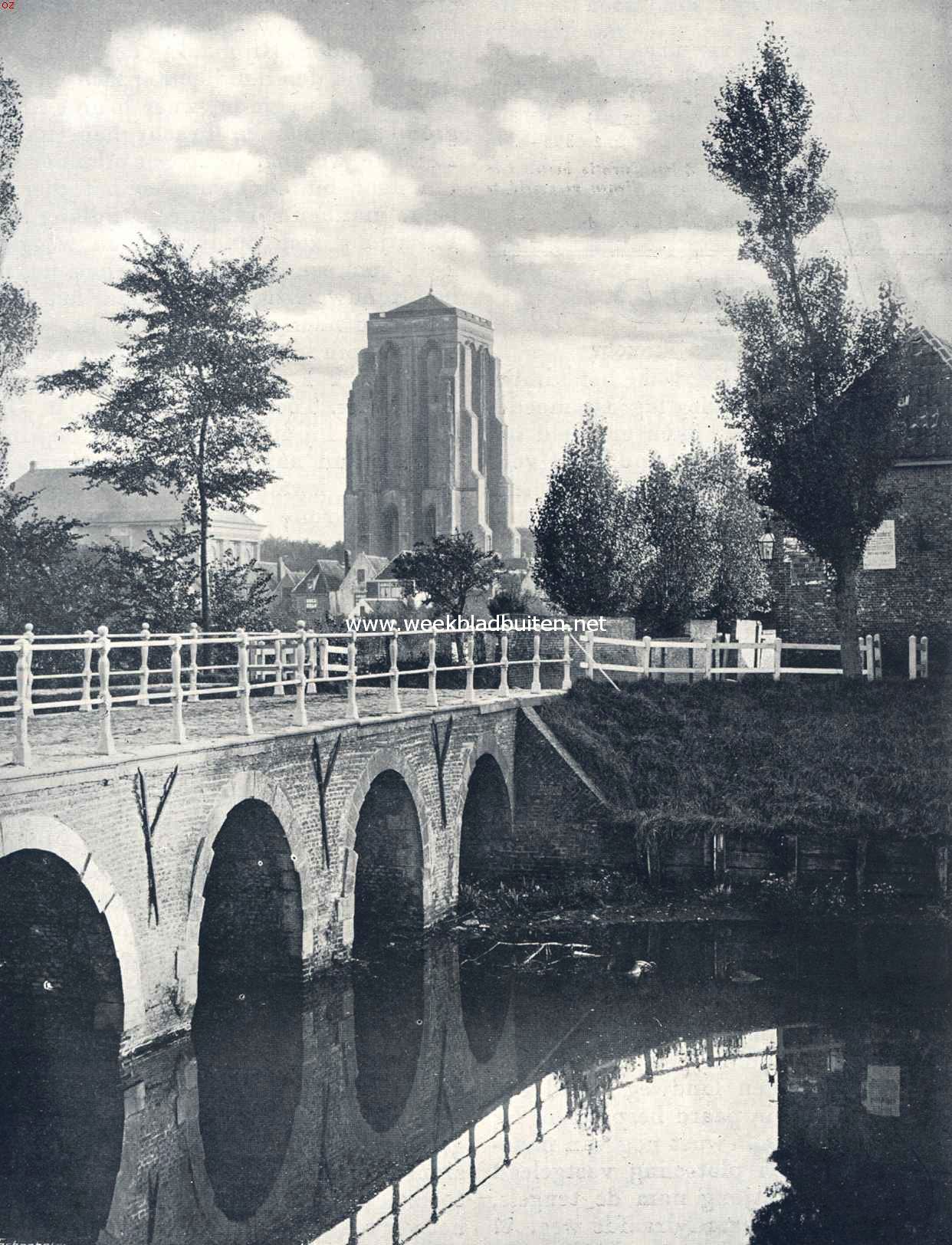 De Sint Lievensmonstertoren te Zierikzee, gezien van de Zuidwellebrug (bij het artikel: 